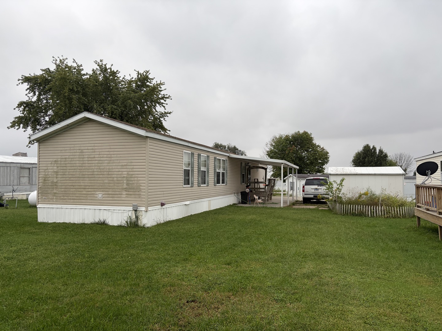 5611 Melrose South Property Photo 18