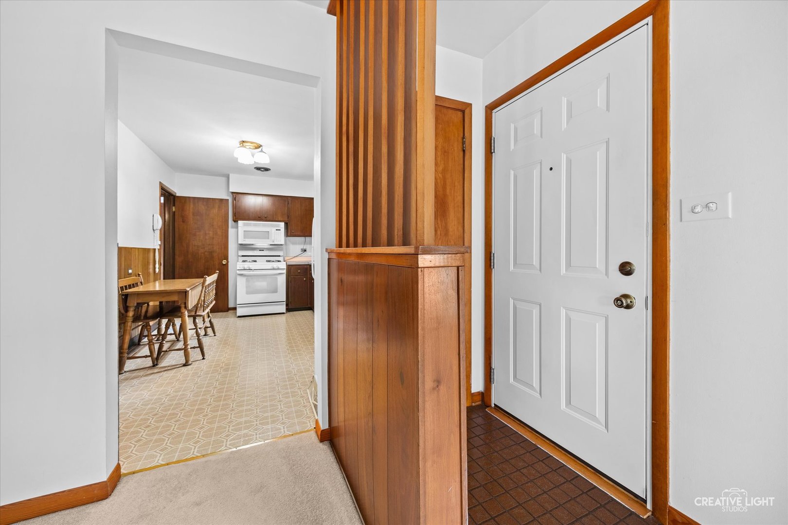 304 Crestwood Drive Property Photo 5
