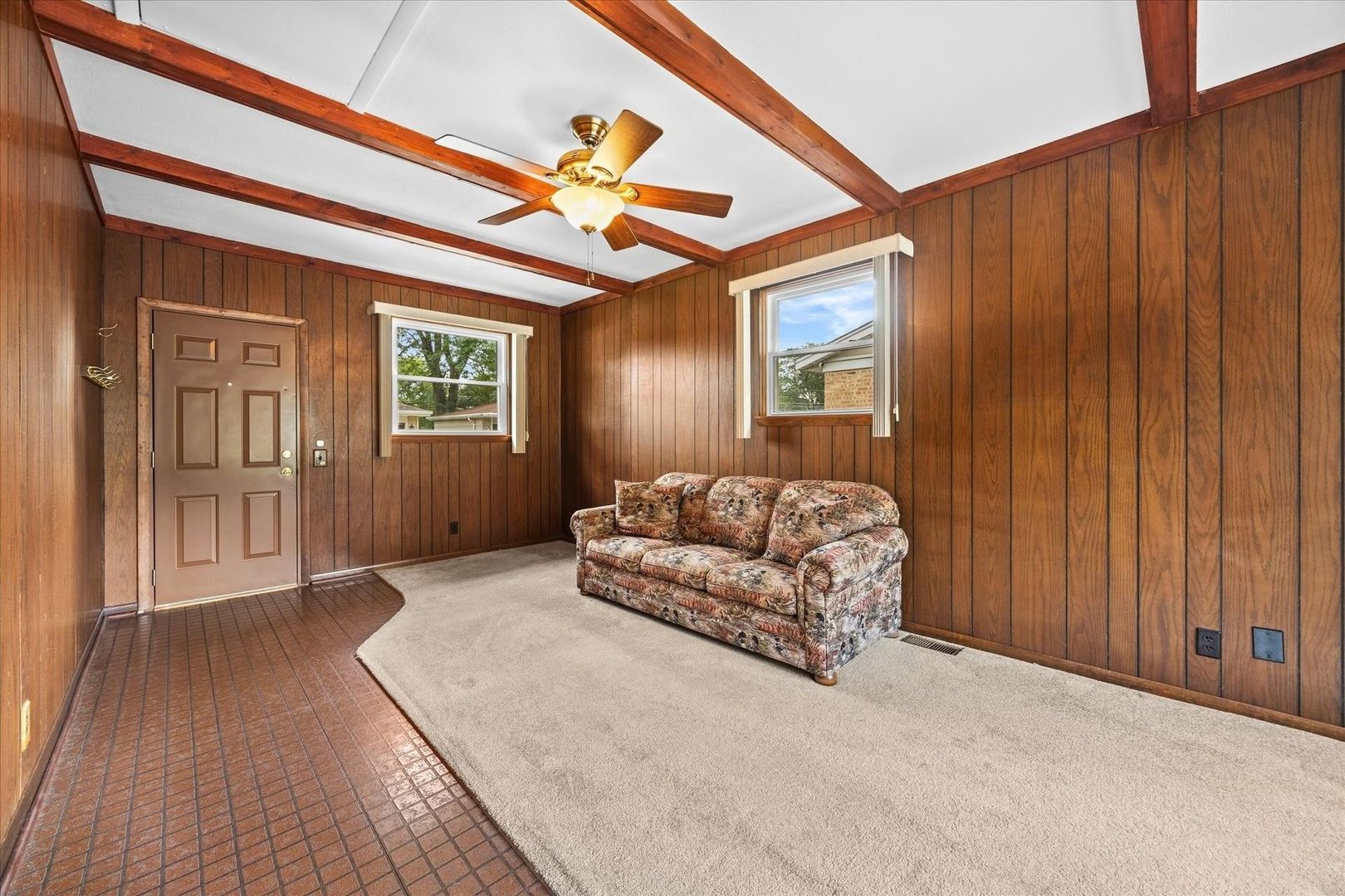 304 Crestwood Drive Property Photo 18
