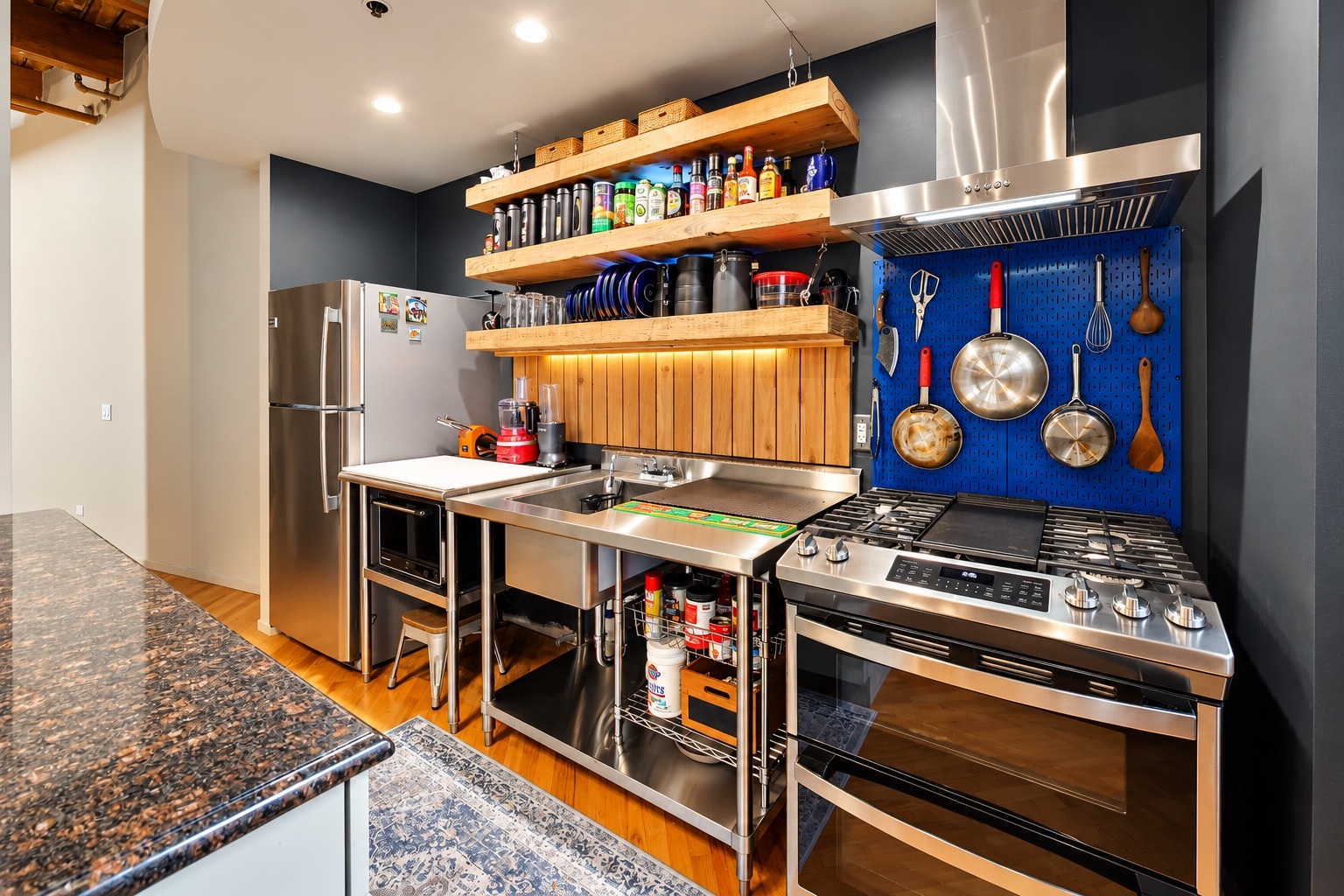 2300 W Wabansia Avenue 127 Property Photo 16