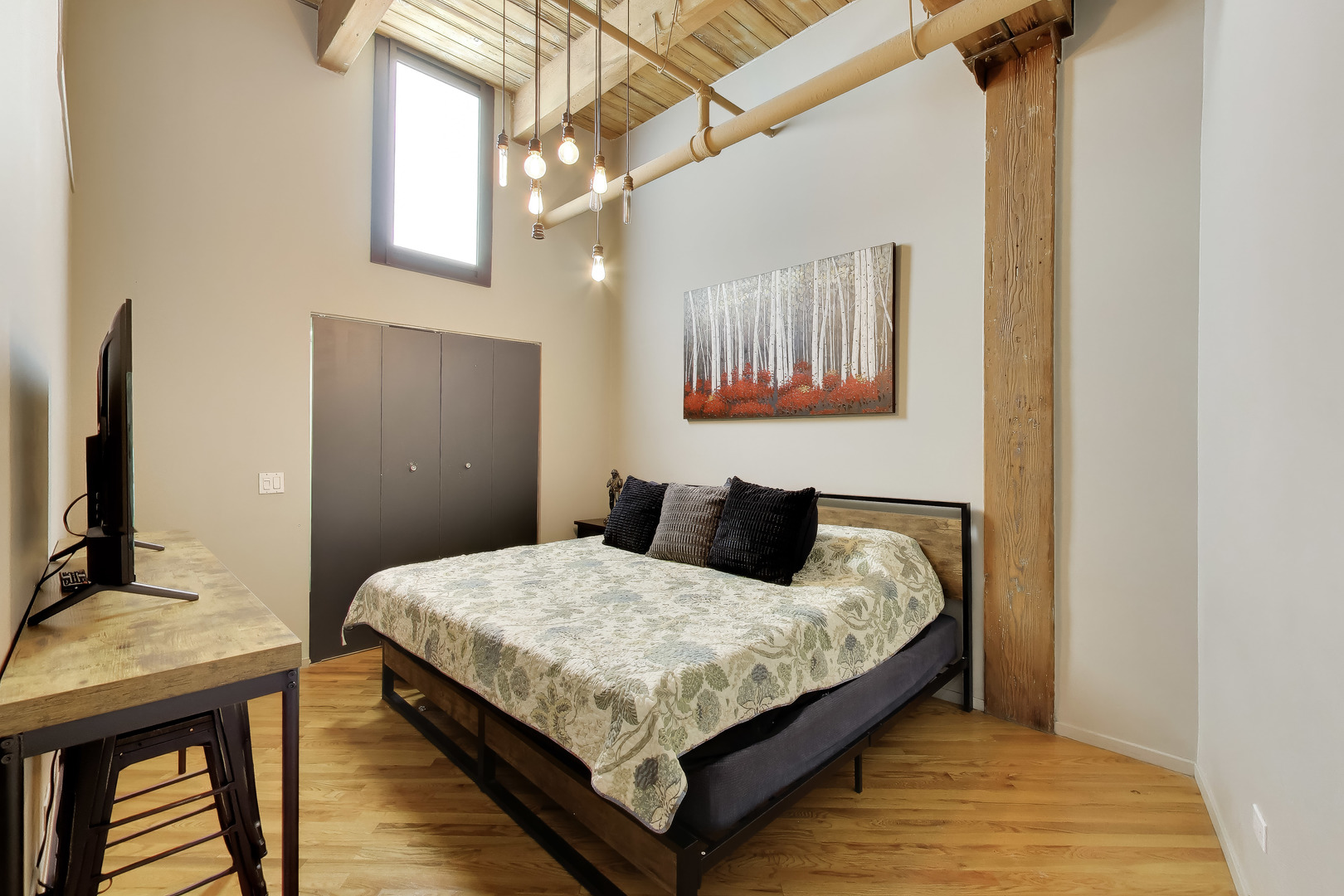 2300 W Wabansia Avenue 127 Property Photo 17