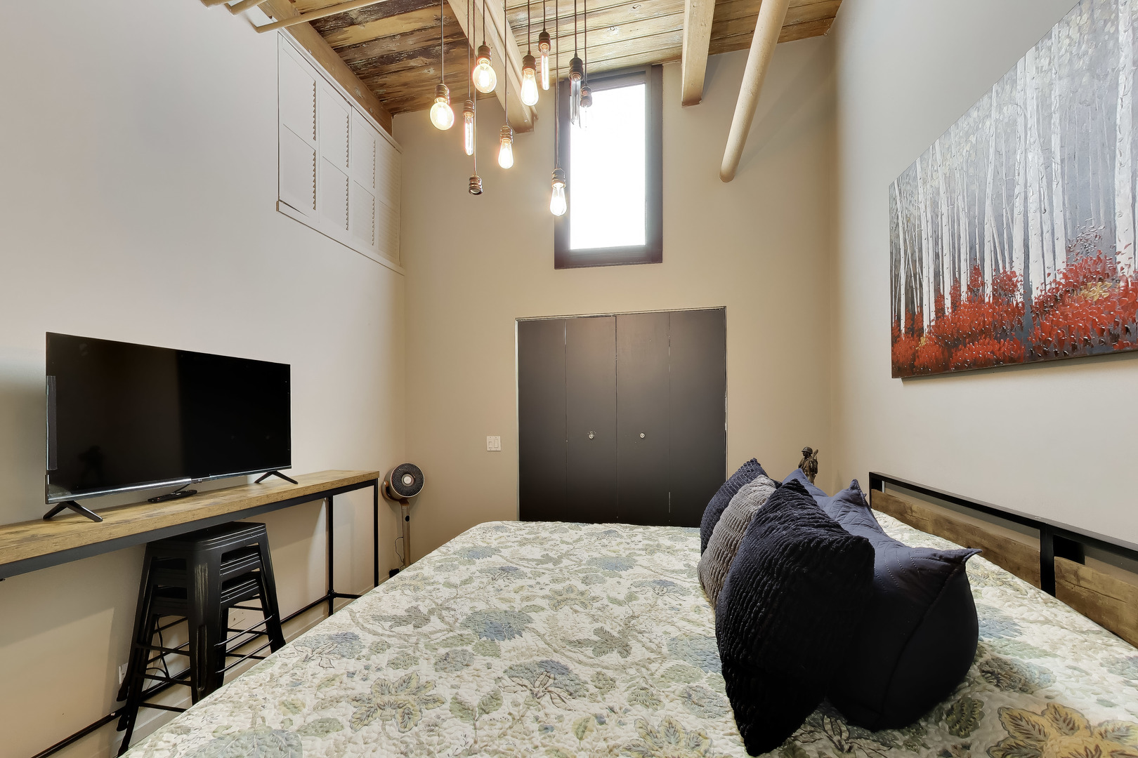2300 W Wabansia Avenue 127 Property Photo 18