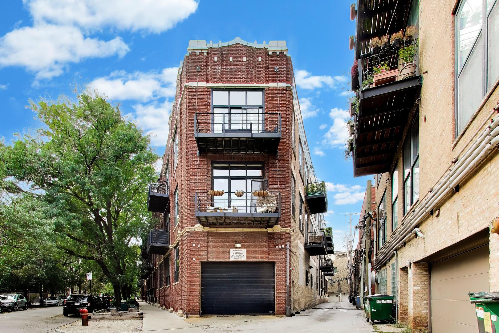 2300 W Wabansia Avenue 127 Property Photo 43