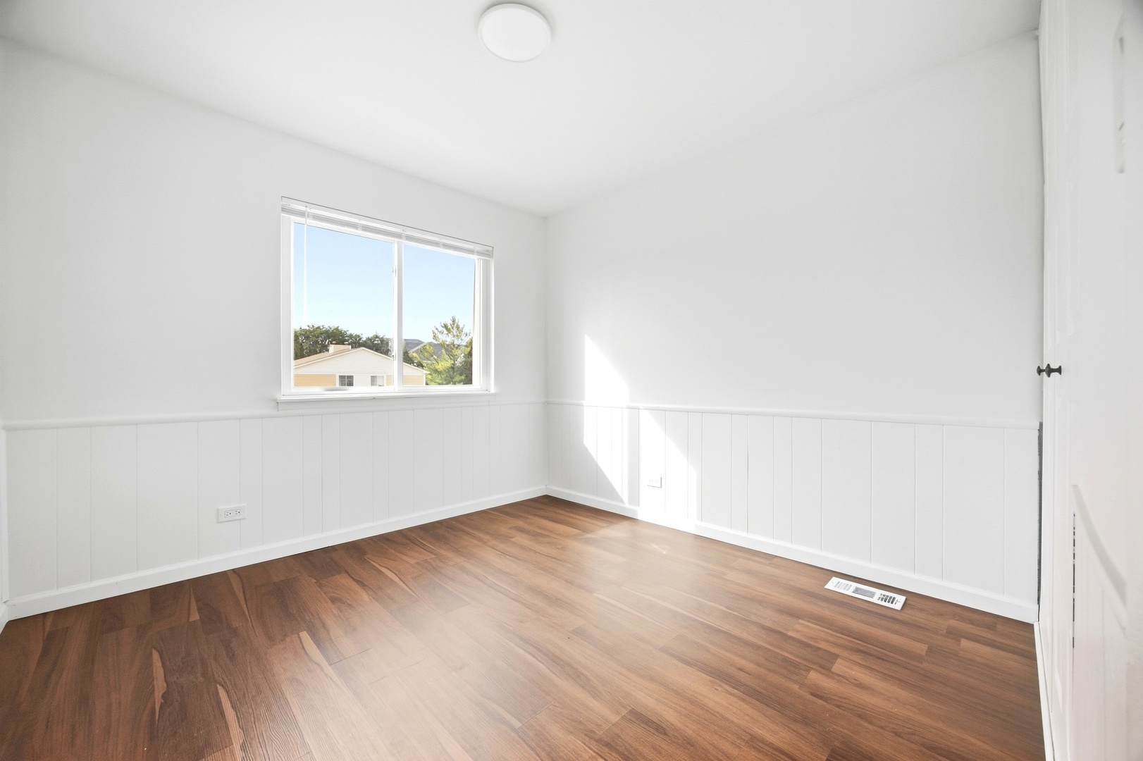 1590 Cornell Circle 1 Property Photo 14