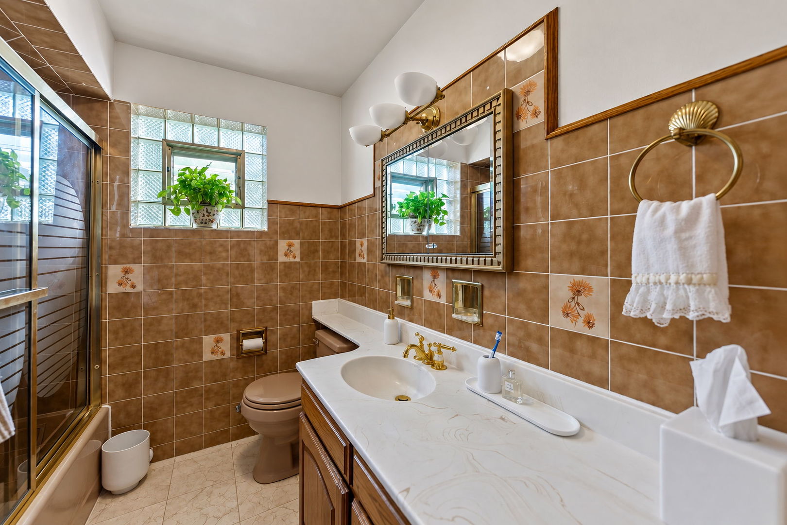 6027 N Jersey Avenue Property Photo 18
