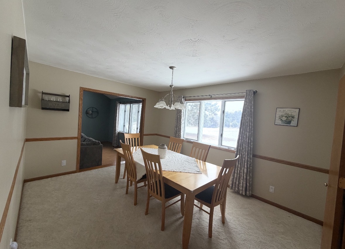 5009 Whispering Pine Circle Property Photo 9