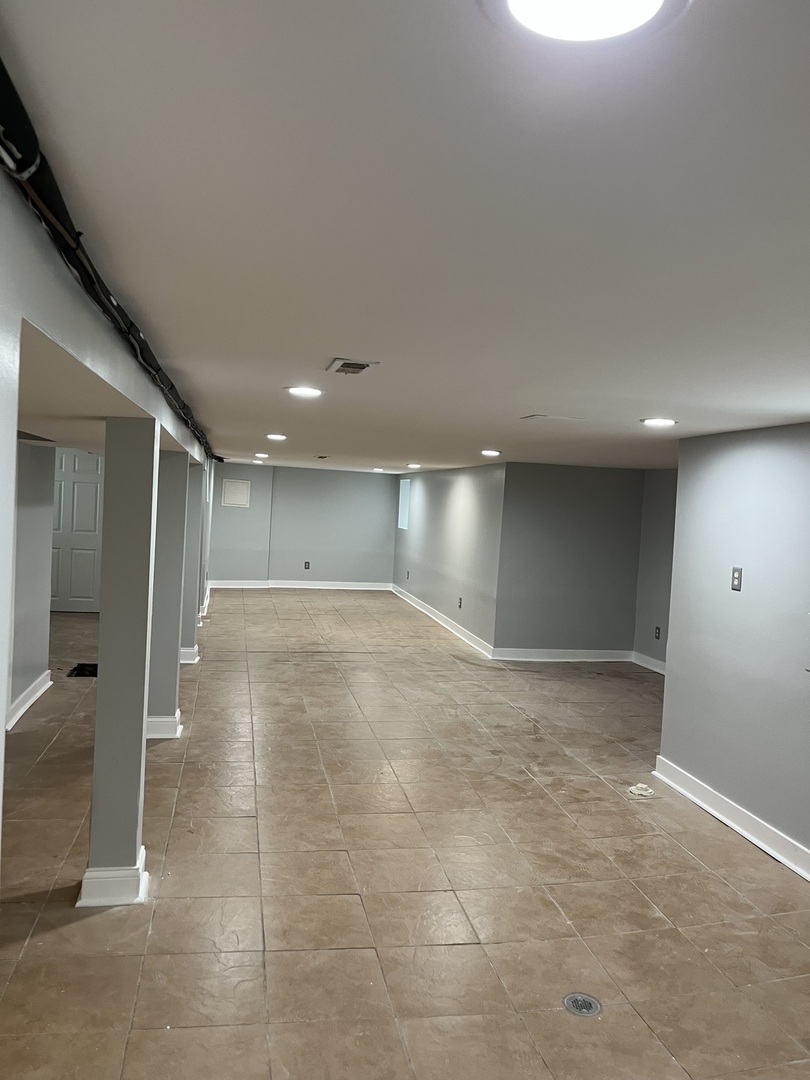 1018 N Latrobe Street Property Photo 11