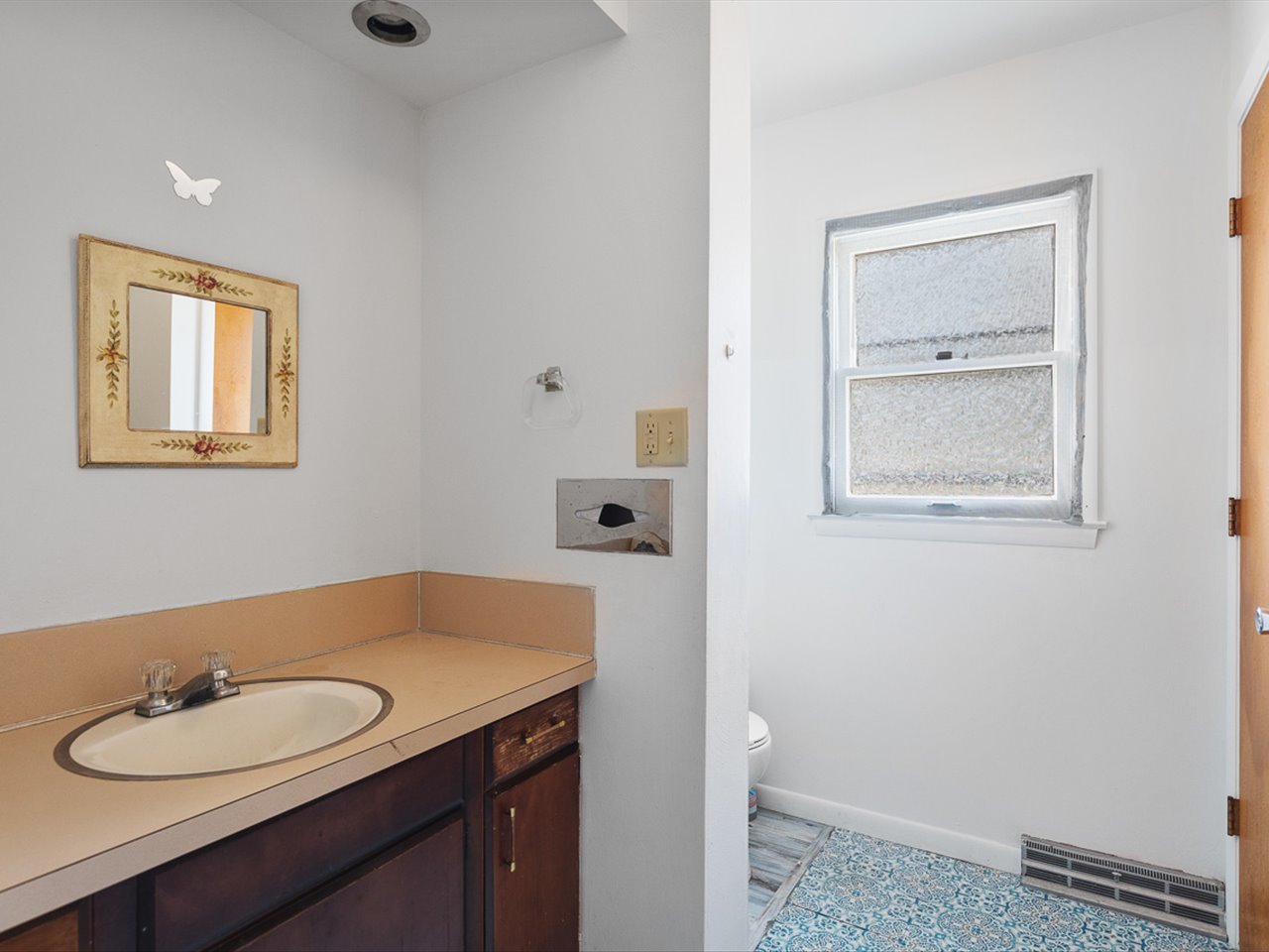 317 N Grove Avenue Property Photo 12