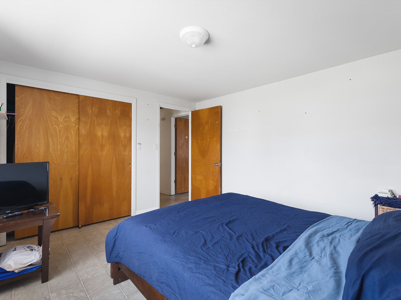 317 N Grove Avenue Property Photo 14