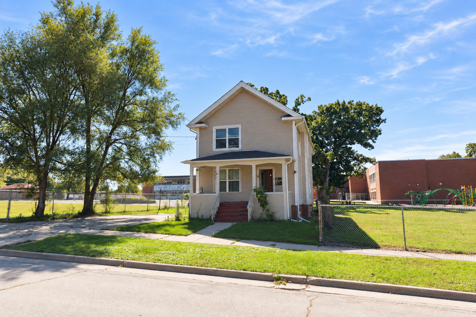 525 South Avenue Property Photo 3