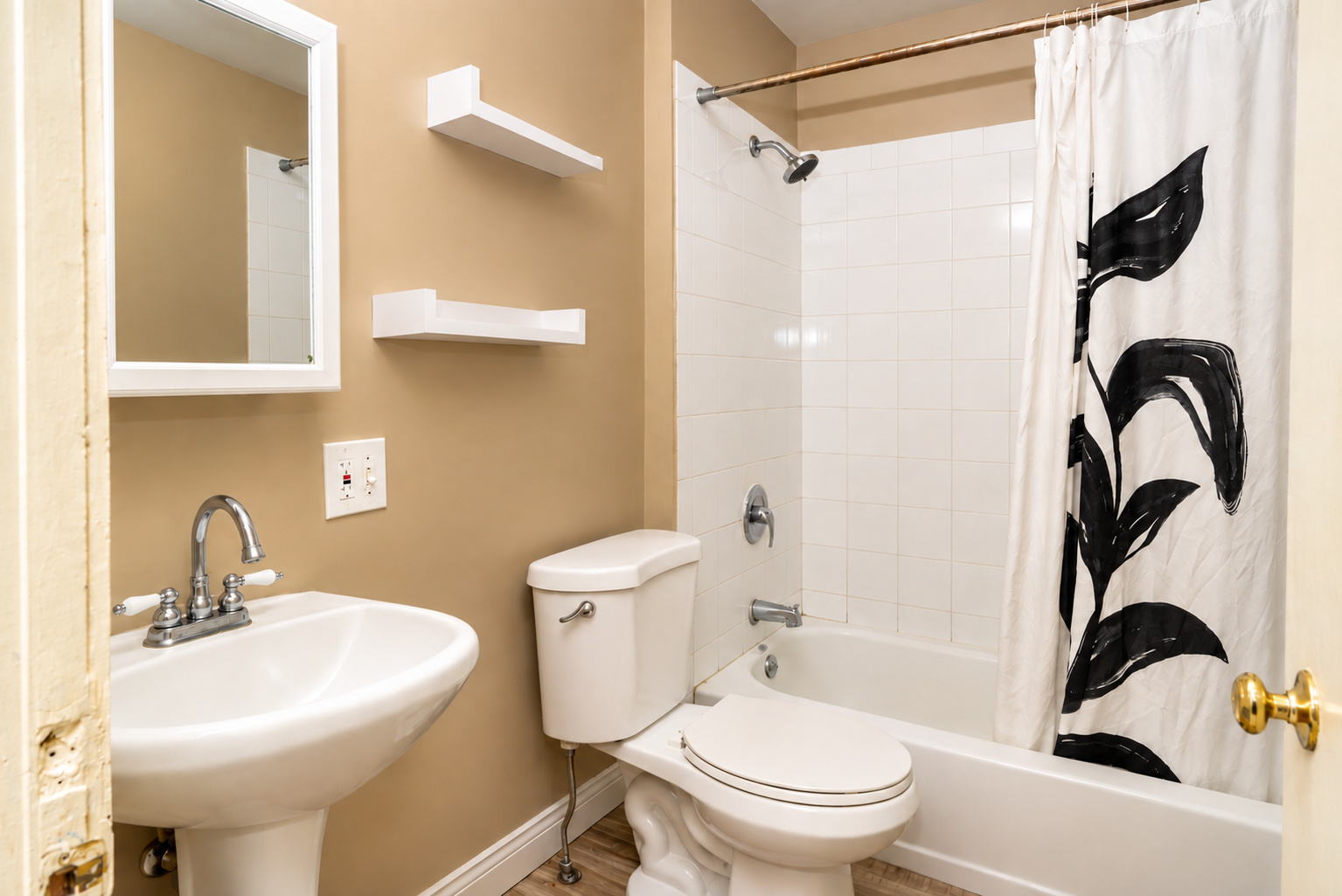 525 South Avenue Property Photo 19