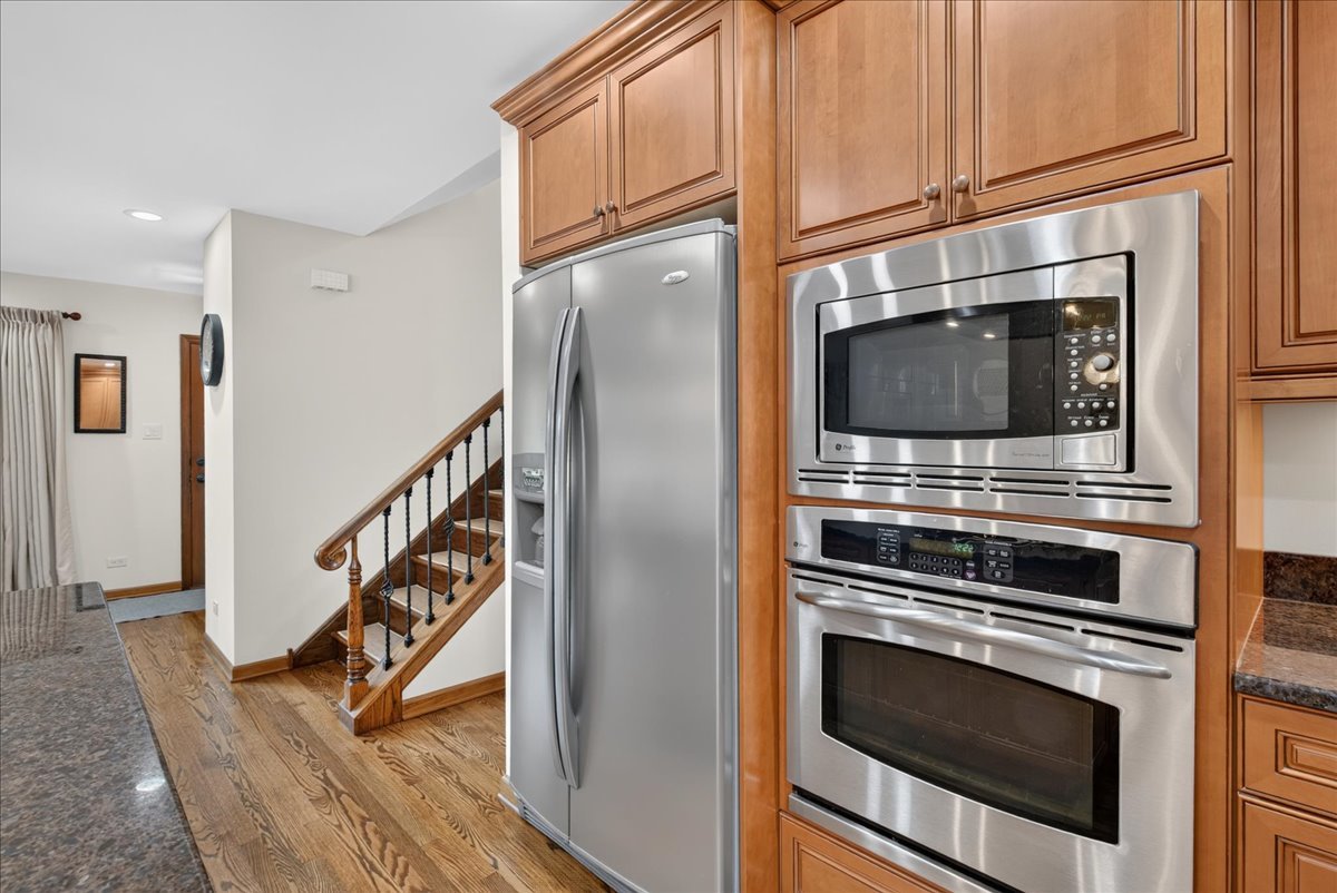 121 W Suffield Drive Property Photo 11