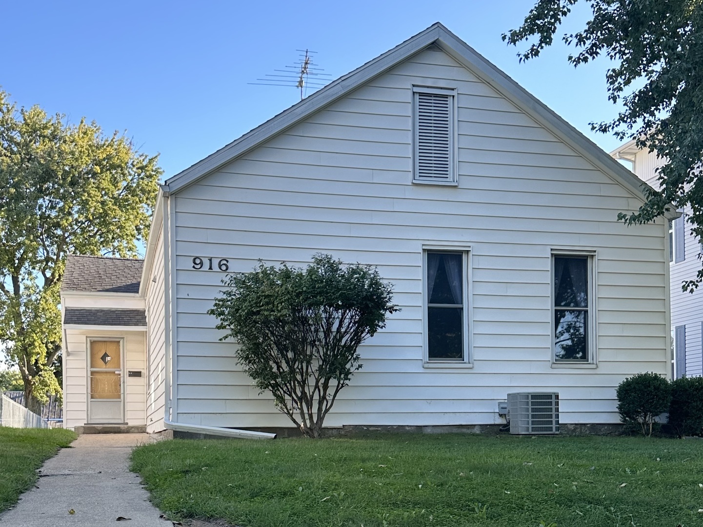 916 Ohio Street Property Photo 1