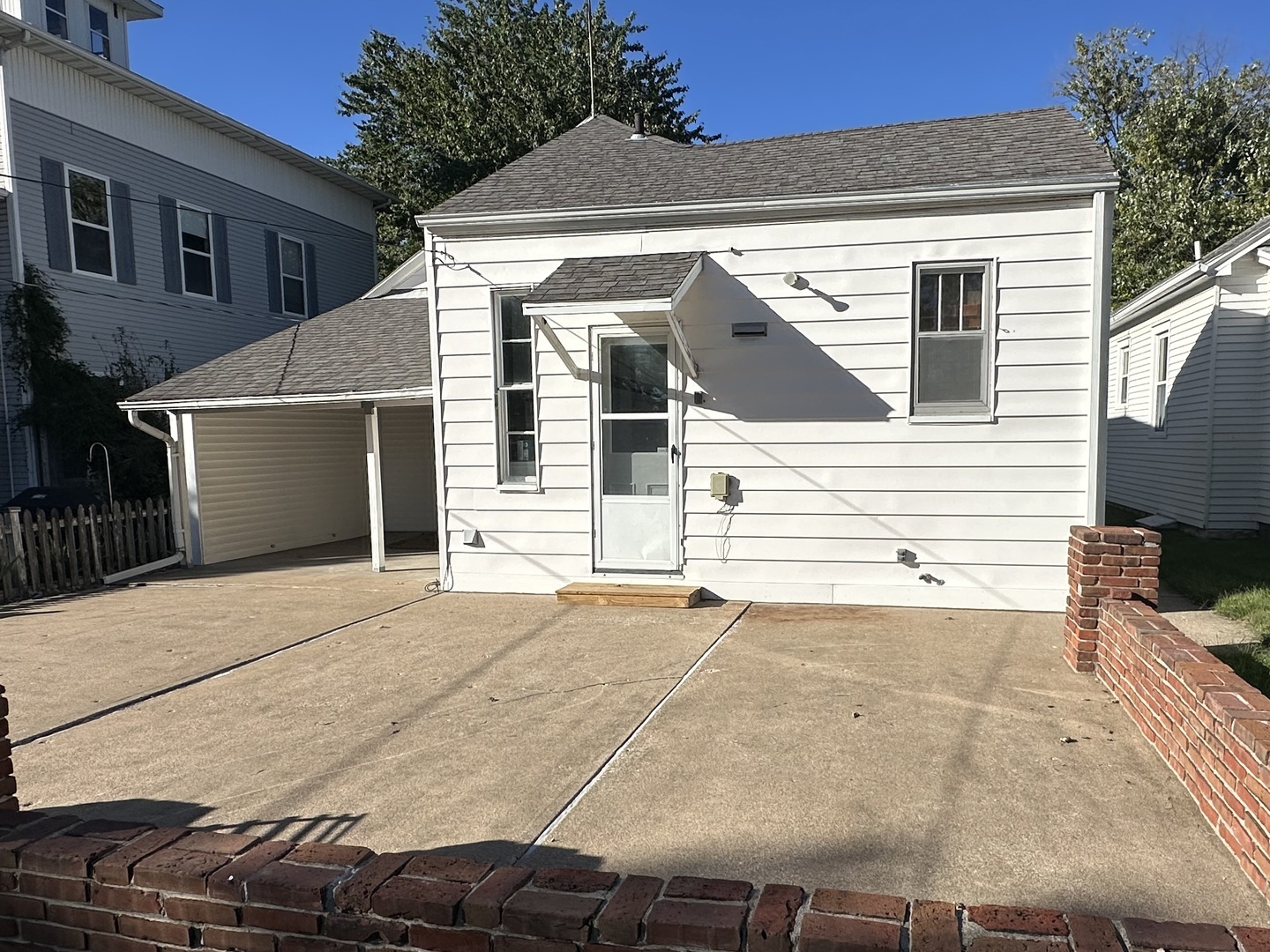 916 Ohio Street Property Photo 3