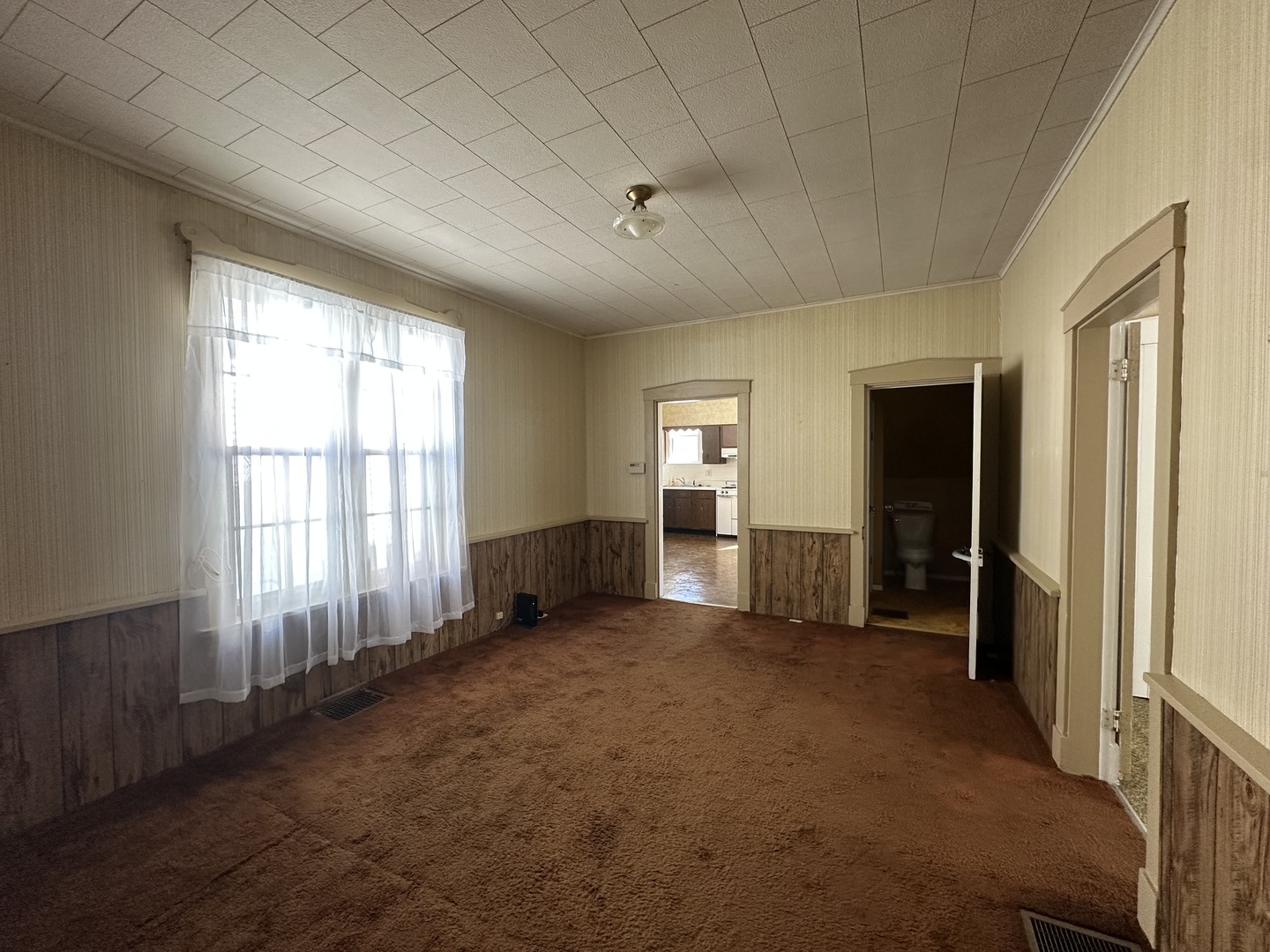916 Ohio Street Property Photo 8
