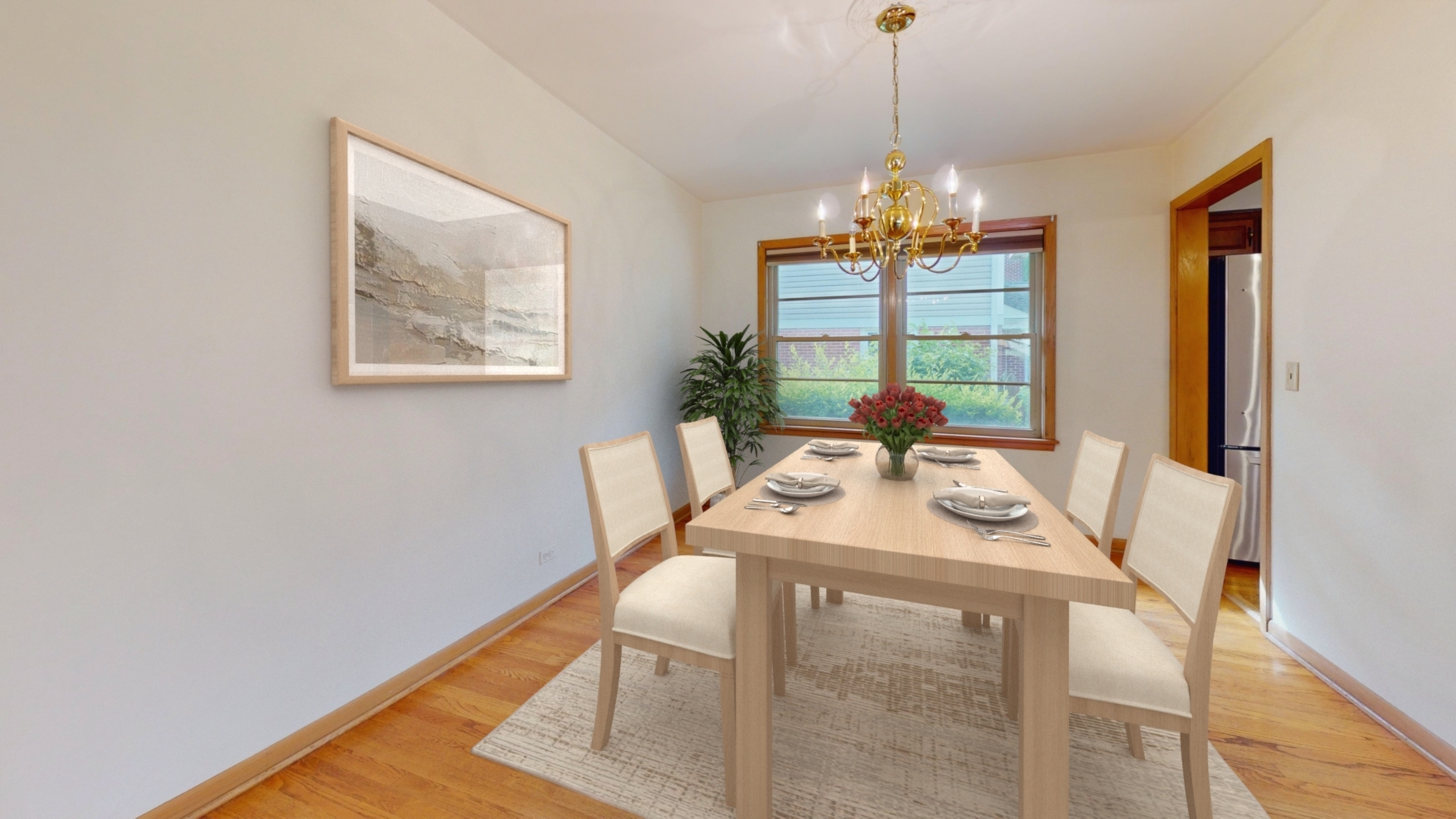 1105 W Grove Street Property Photo 5