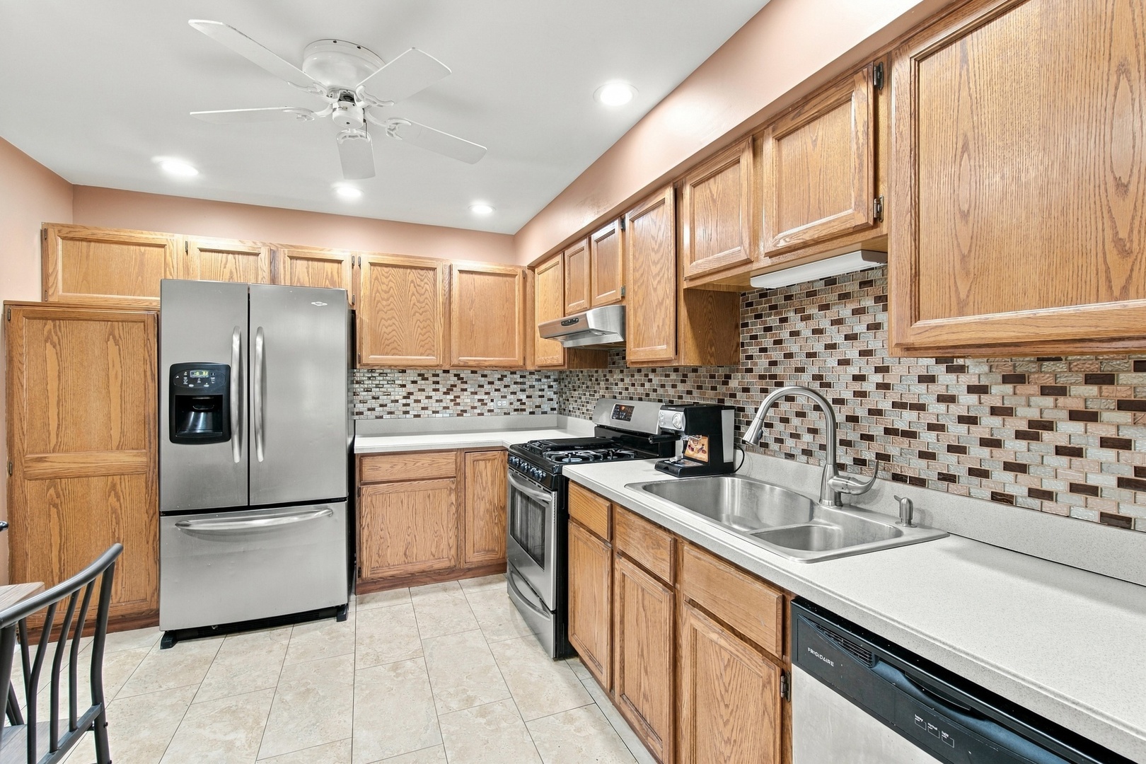 1055 Woodhill Court Property Photo 14
