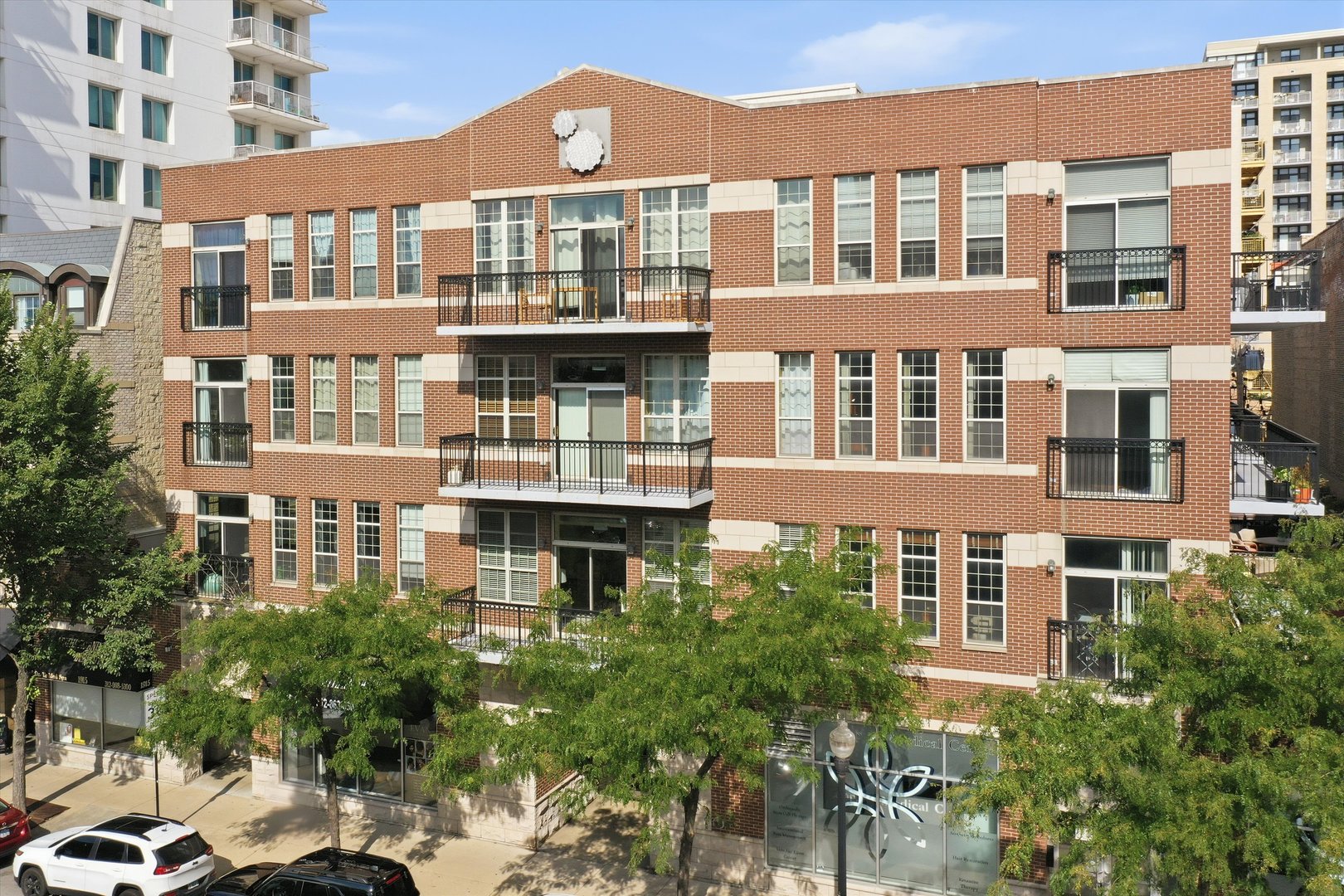 1919 S Michigan Avenue 208 Property Photo 1