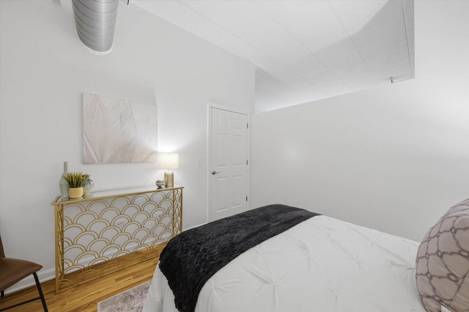 1919 S Michigan Avenue 208 Property Photo 22