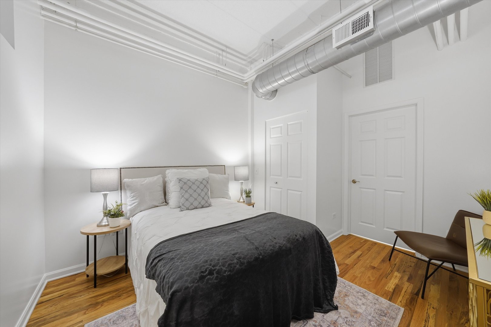 1919 S Michigan Avenue 208 Property Photo 23