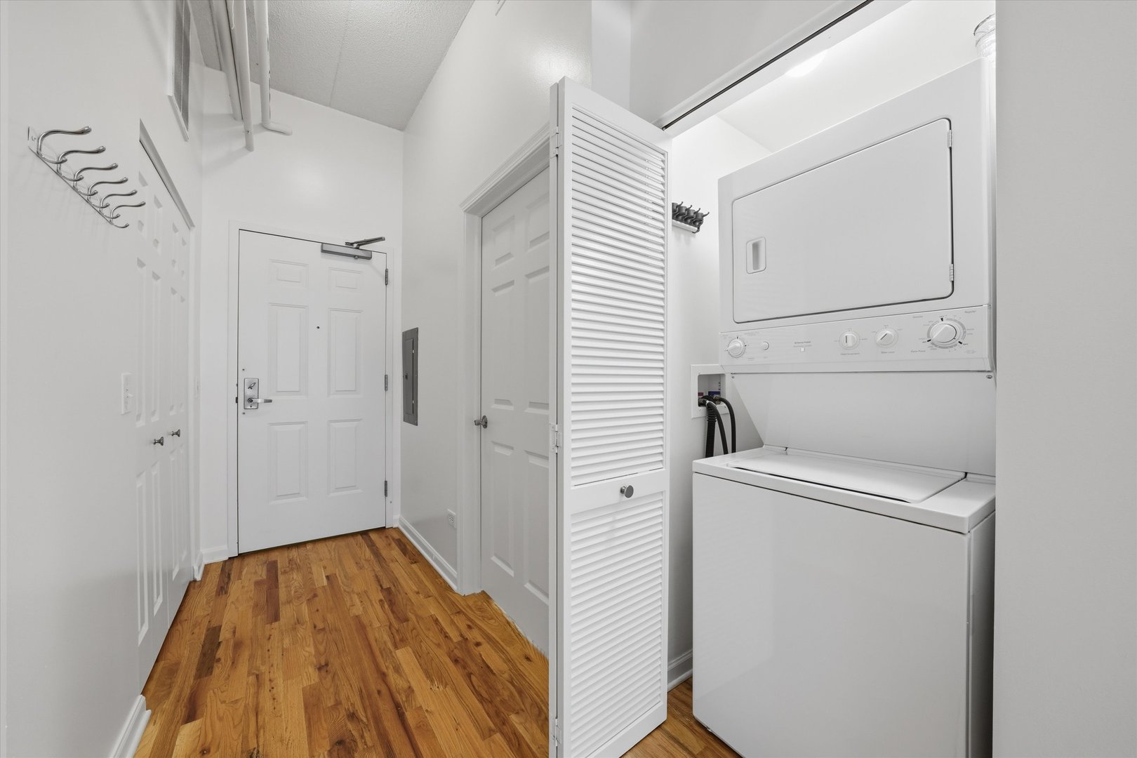 1919 S Michigan Avenue 208 Property Photo 26