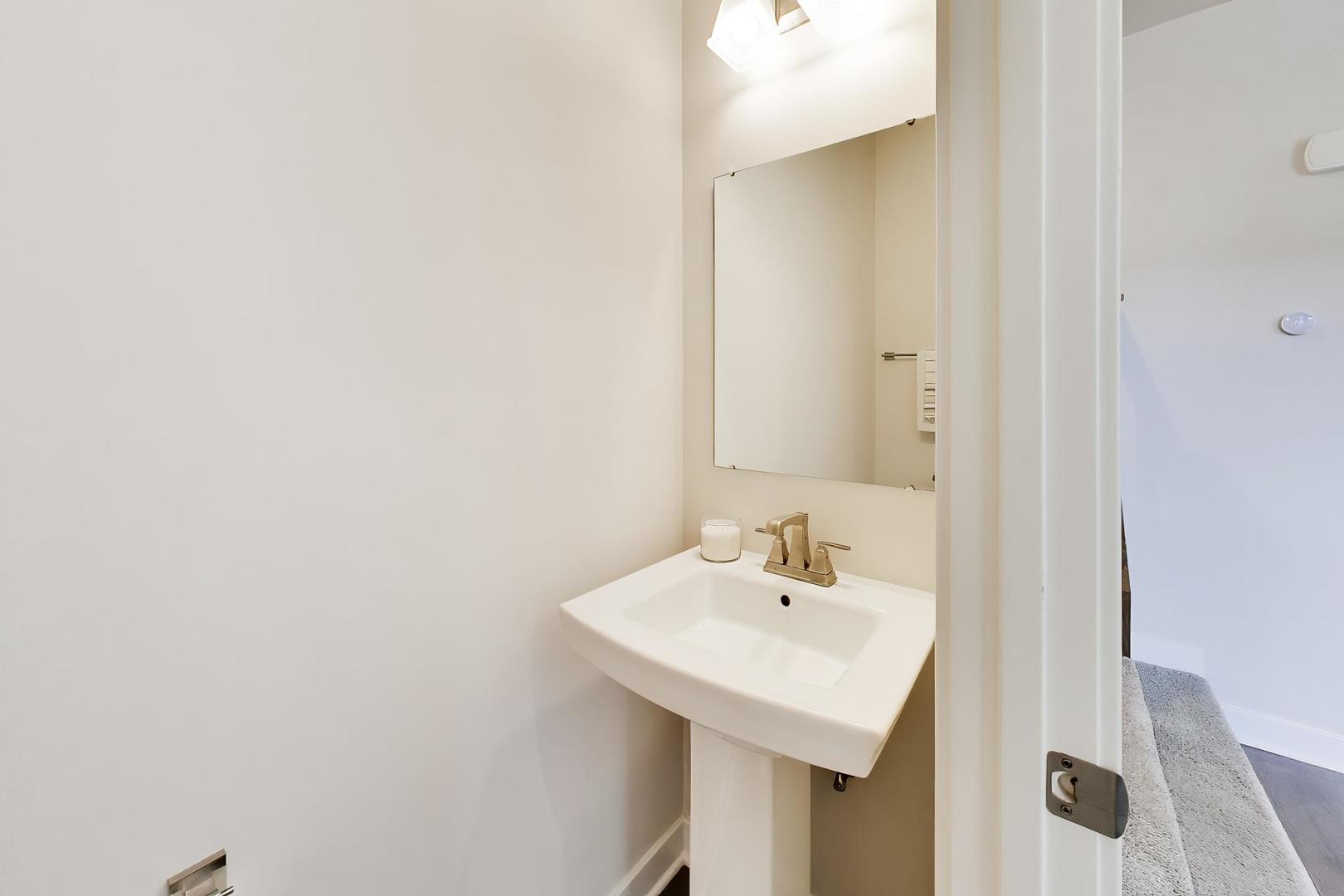 318 S Elm Street 318 Property Photo 14