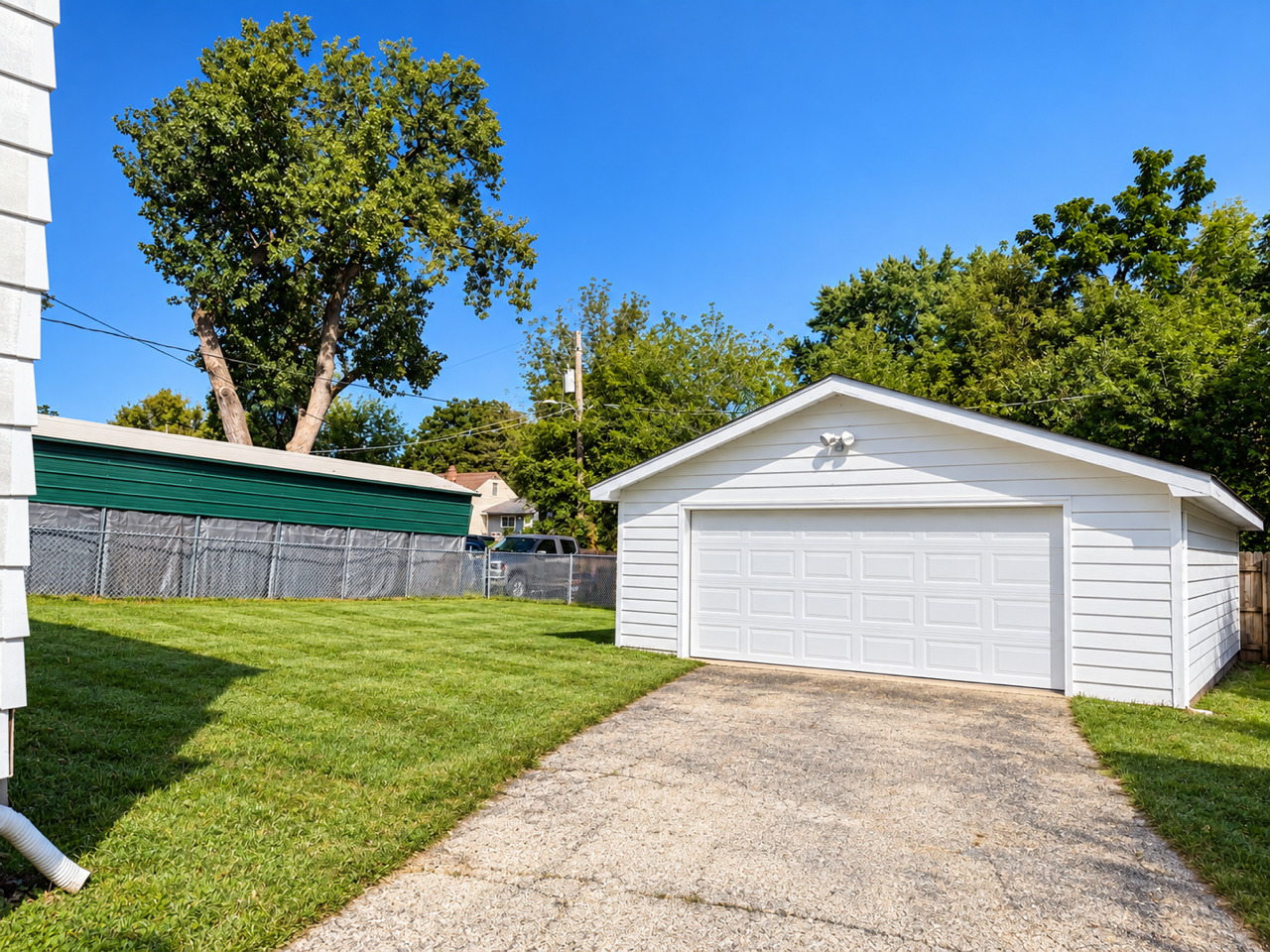 1819 Seymour Avenue Property Photo 11