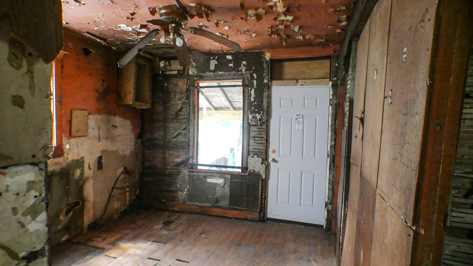 7246 S Green Street Property Photo 7