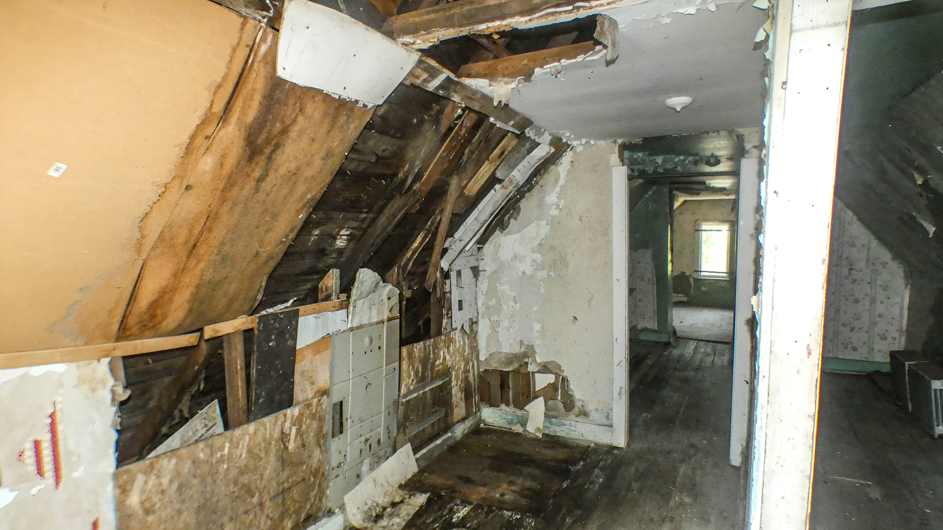 7246 S Green Street Property Photo 13
