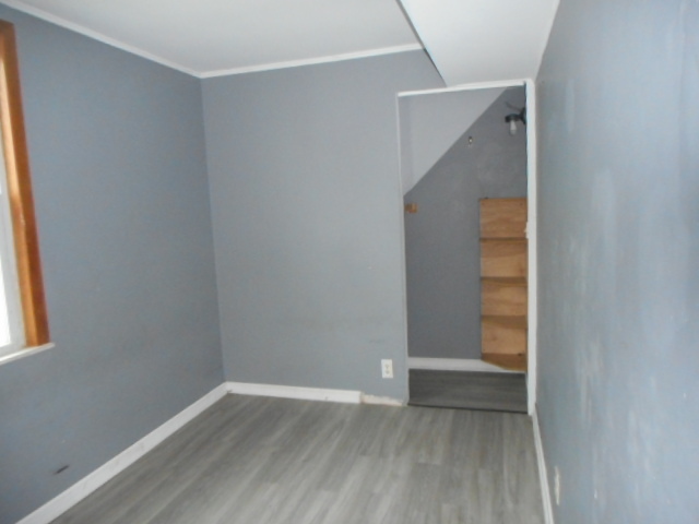 1438 S 51st Avenue Property Photo 4