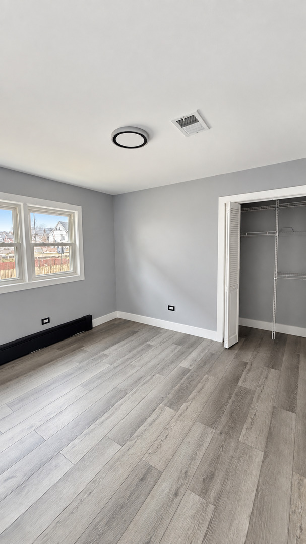 4559 S California Avenue Property Photo 7