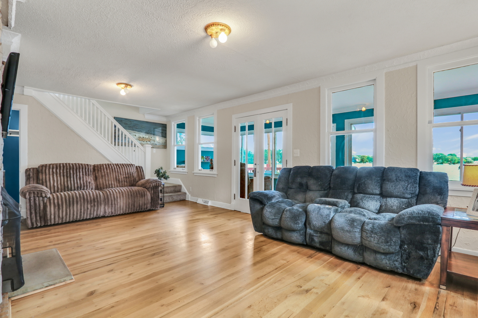 37821 N Douglas Lane Property Photo 14
