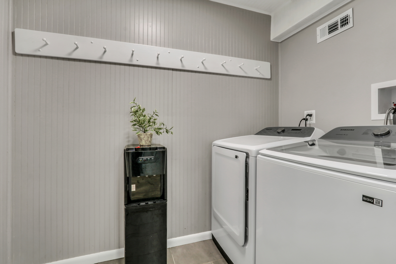 37821 N Douglas Lane Property Photo 25