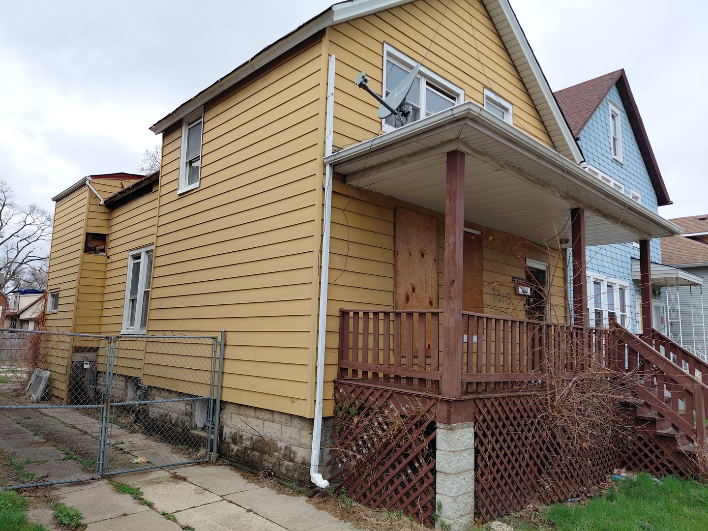 11520 S Perry Avenue Property Photo 2