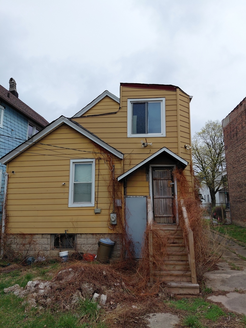 11520 S Perry Avenue Property Photo 4