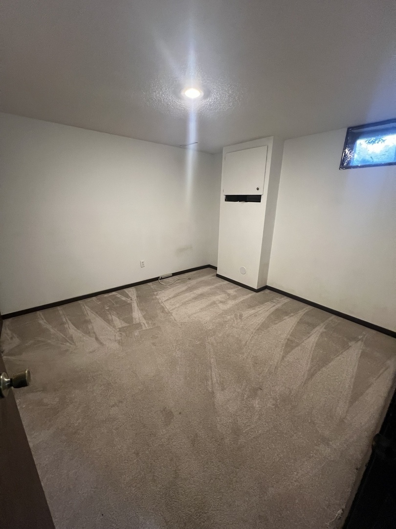 1525 Middle Road Property Photo 20