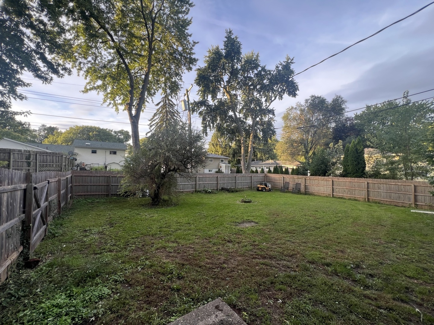 1525 Middle Road Property Photo 22