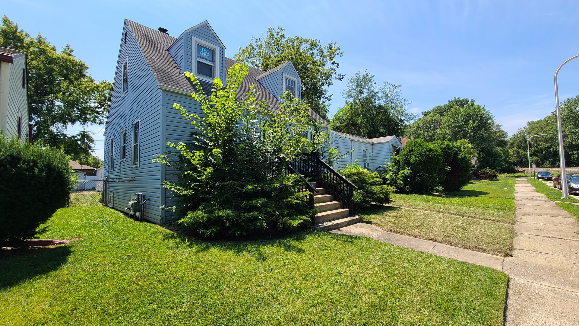 110 W 140th Court Property Photo 3