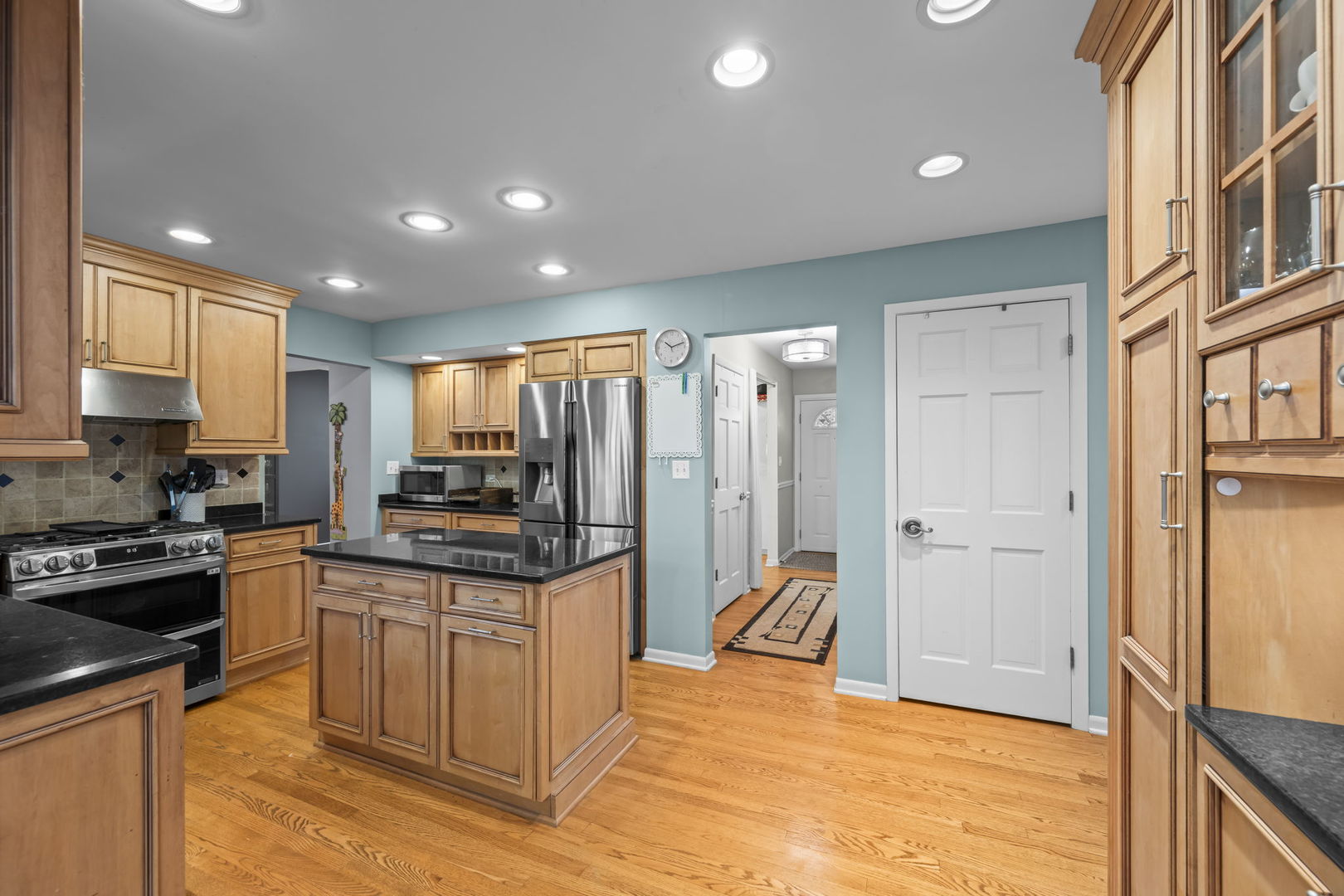 918 S Walnut Avenue Property Photo 12