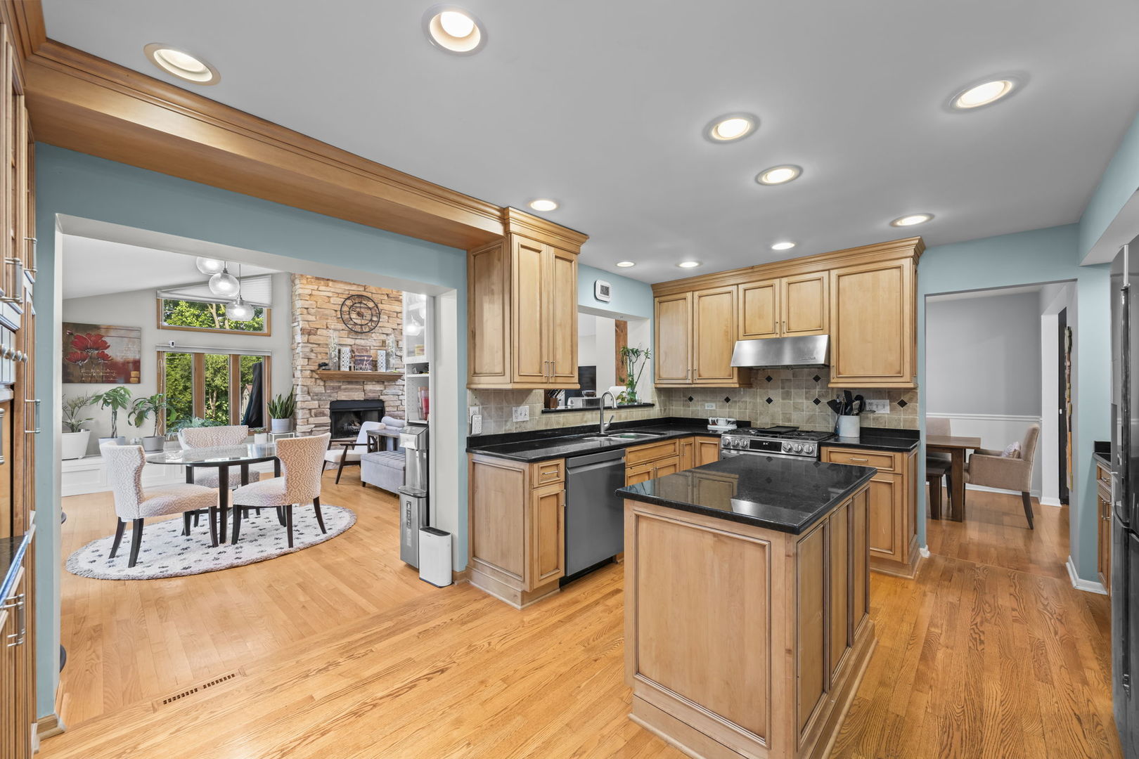 918 S Walnut Avenue Property Photo 14