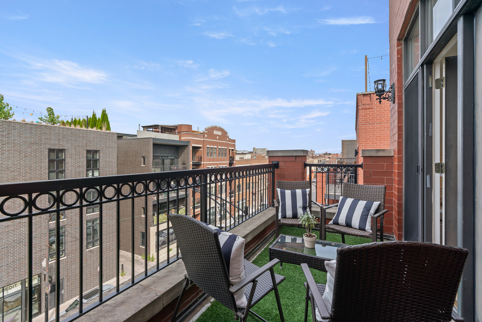2507 N Halsted Street 4 Property Photo 28