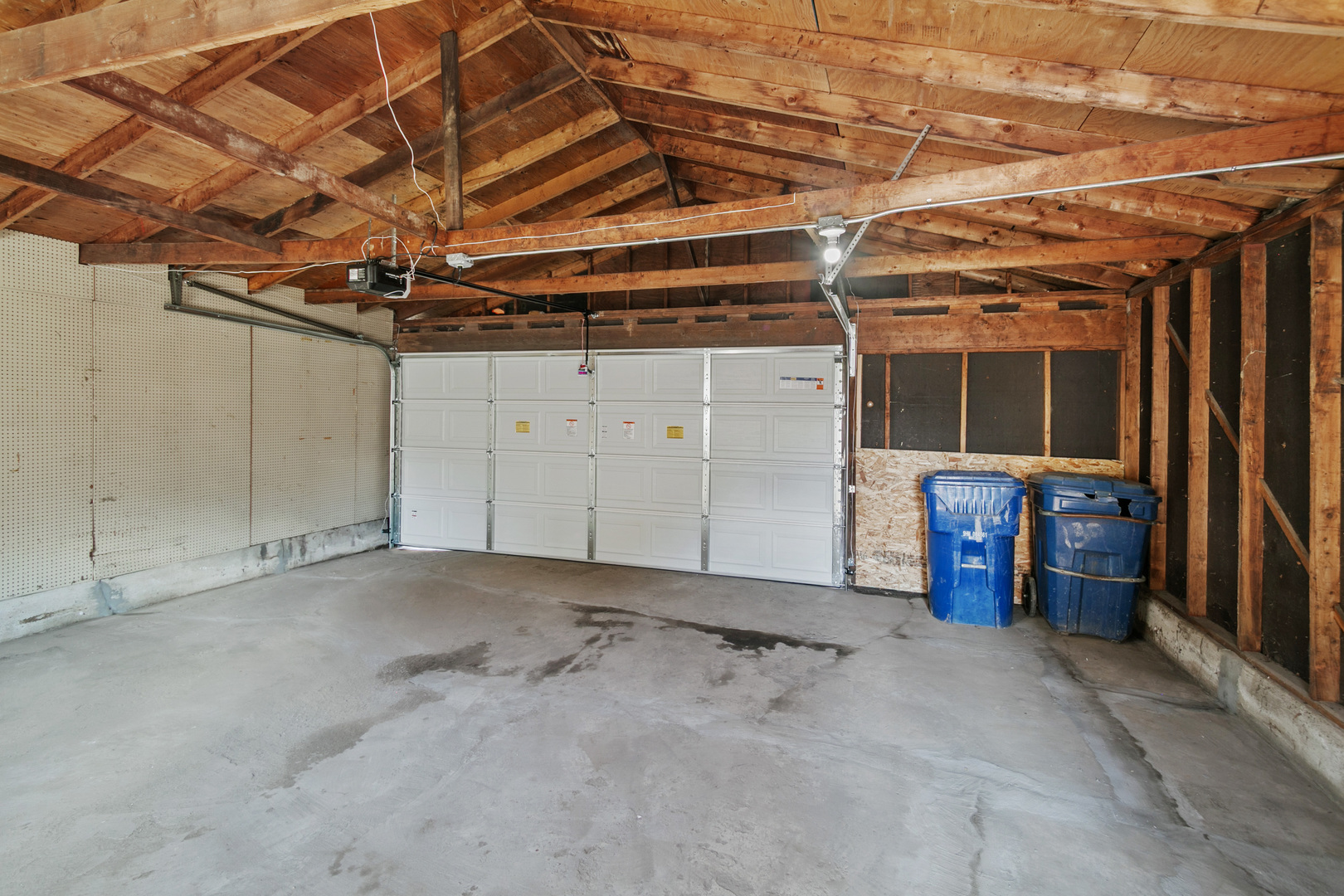 14129 S Hoxie Avenue Property Photo 16