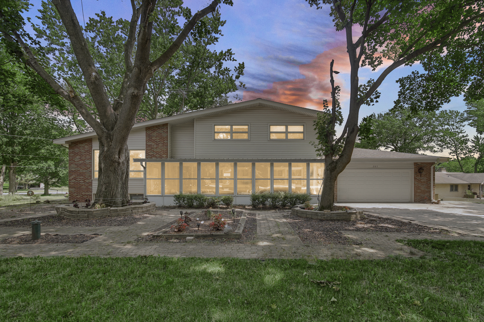 205 Sharon Drive Property Photo 18