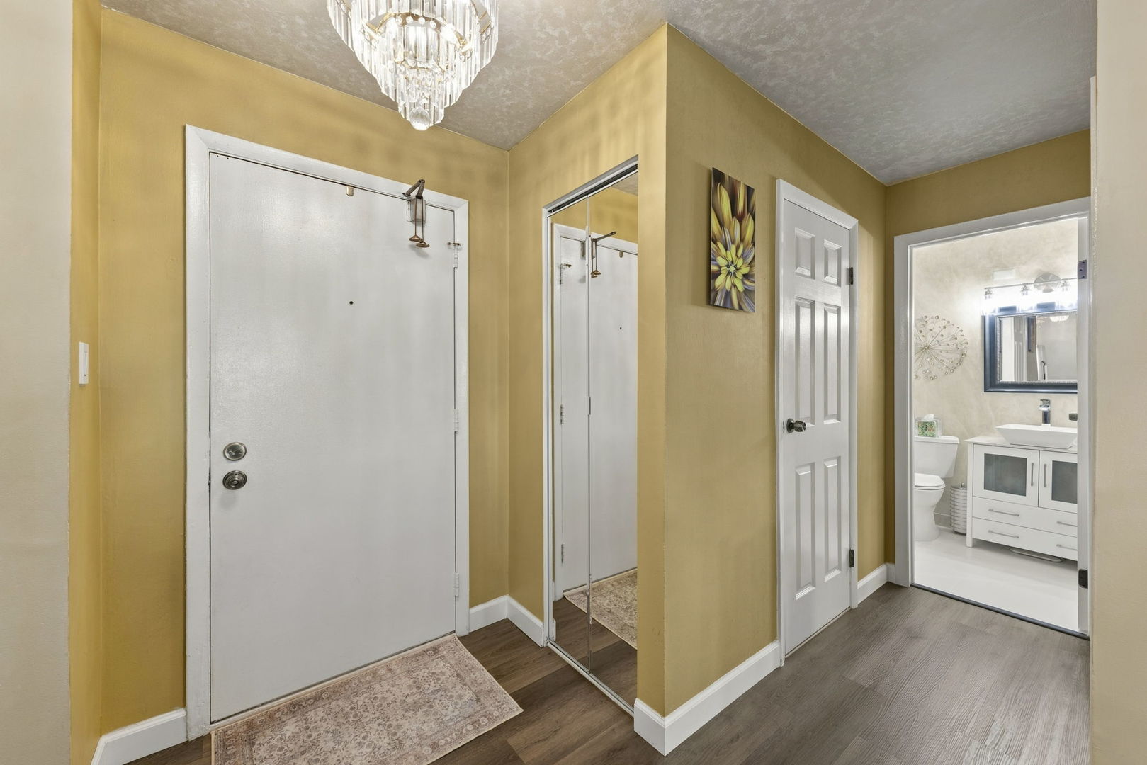 420 S Home Avenue 109n Property Photo 6