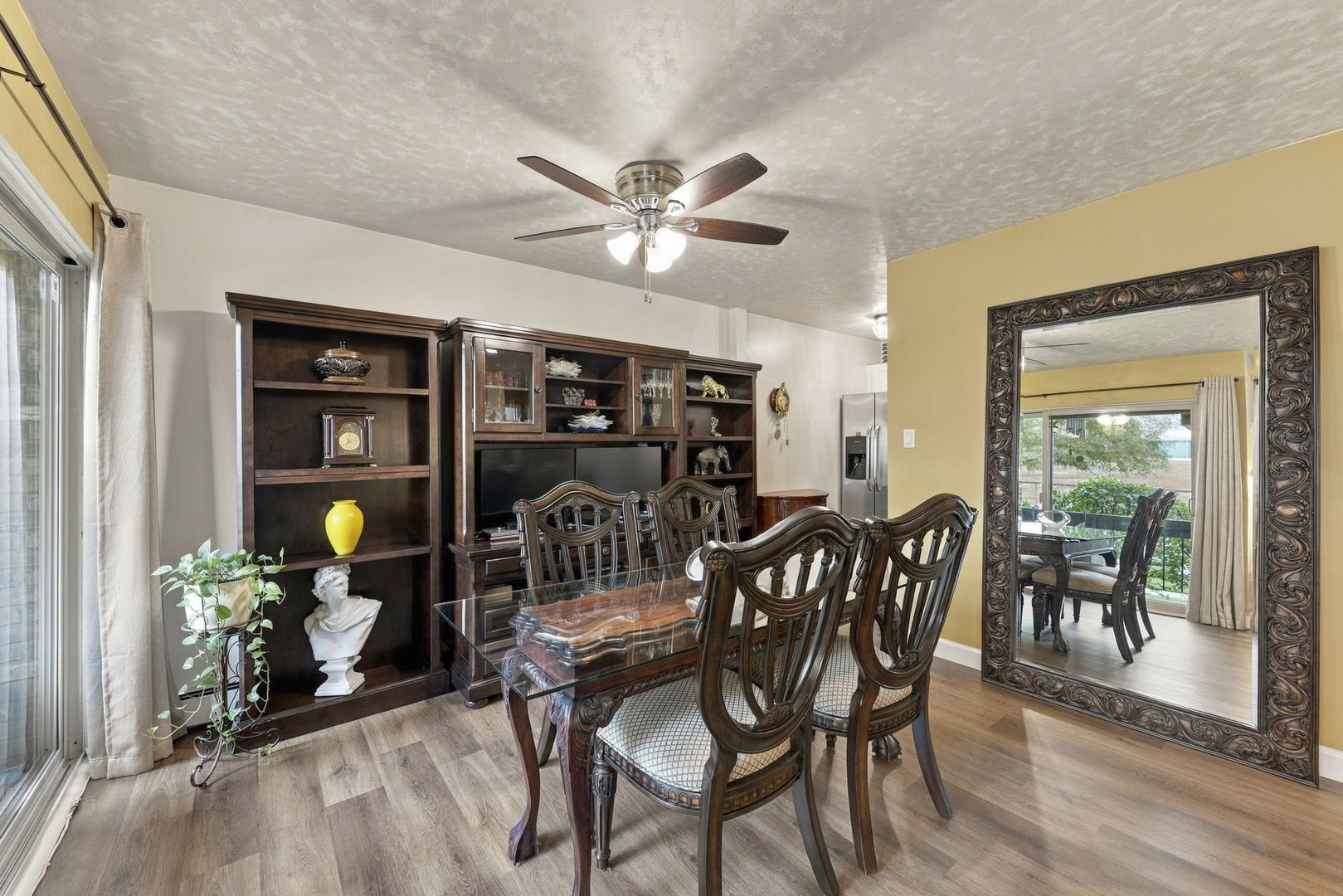 420 S Home Avenue 109n Property Photo 11