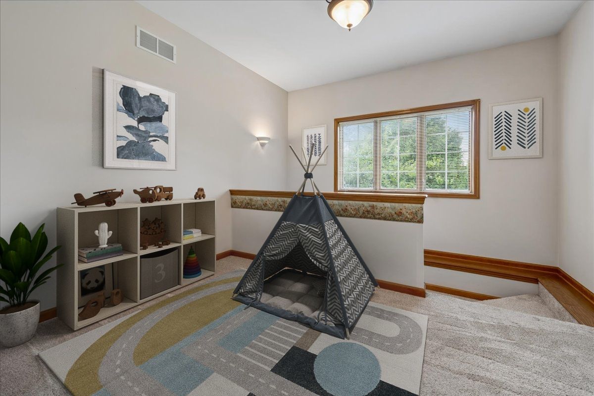 W5570 Double Drive Property Photo 11
