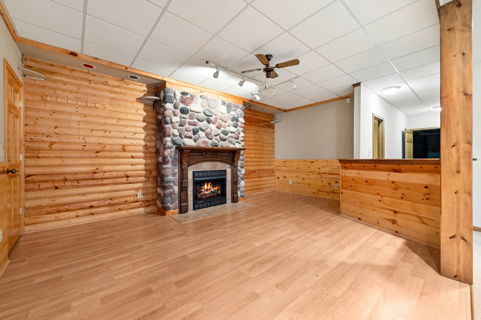 W5570 Double Drive Property Photo 25