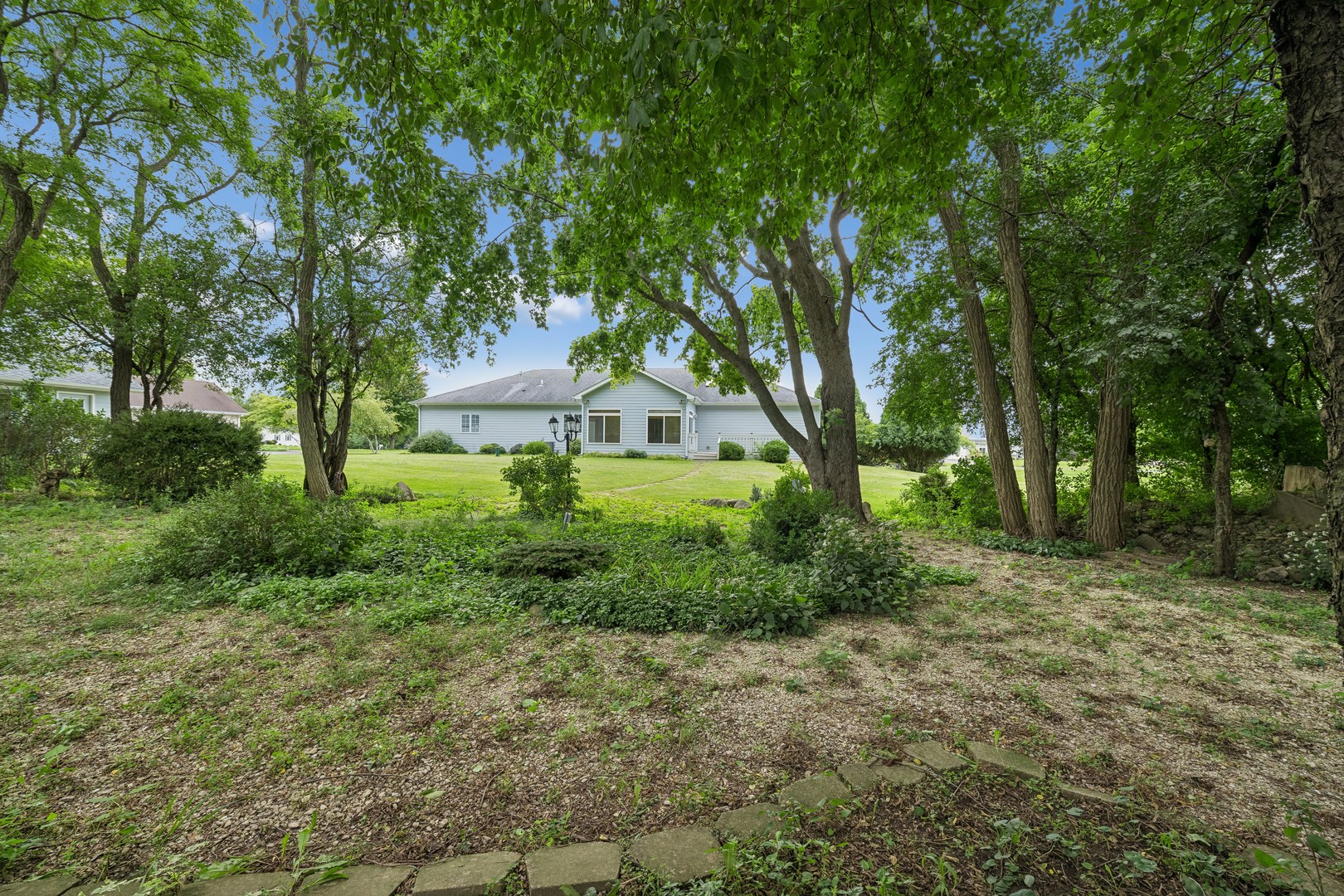 W5570 Double Drive Property Photo 32