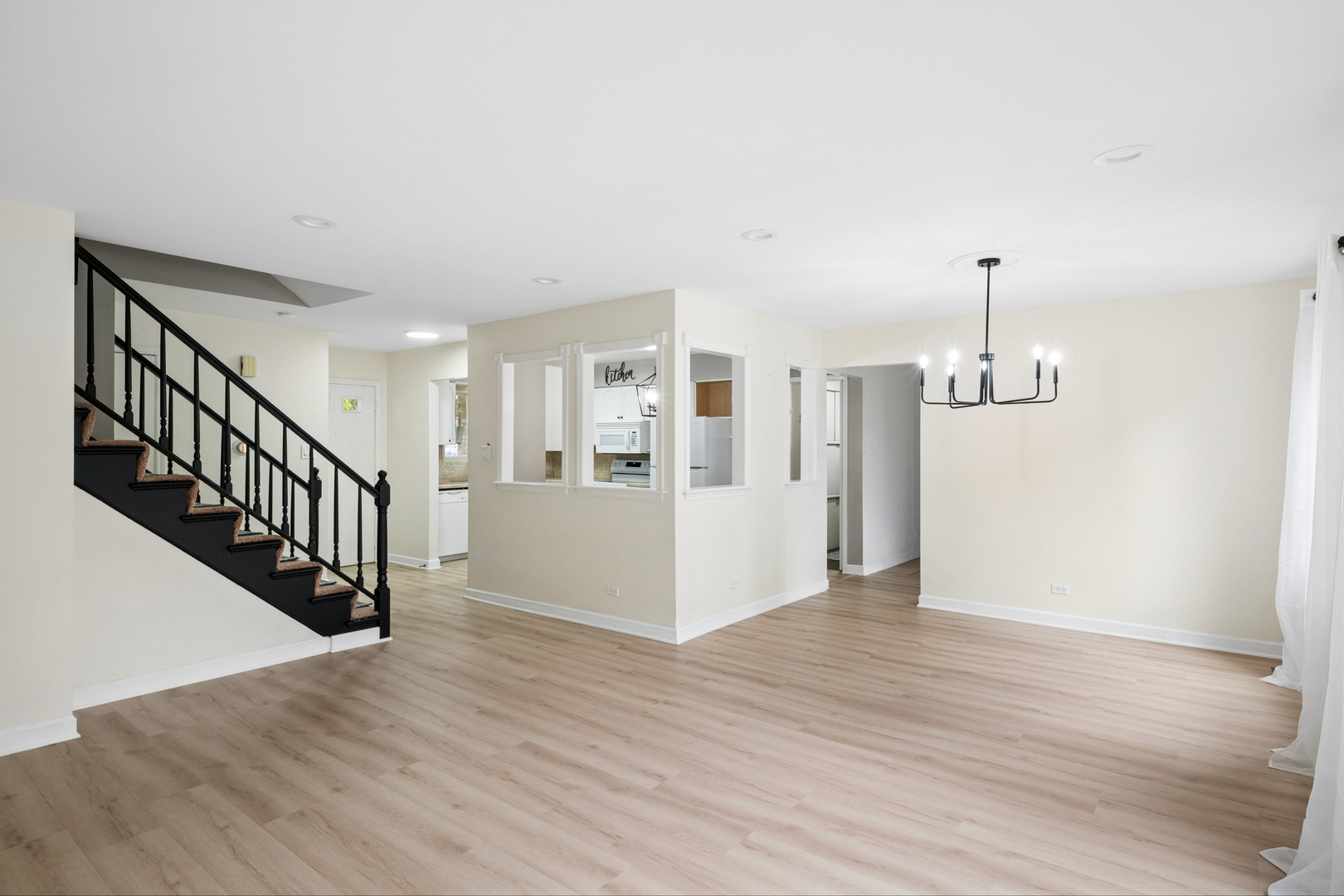 1502 Johnstown Court Property Photo 7