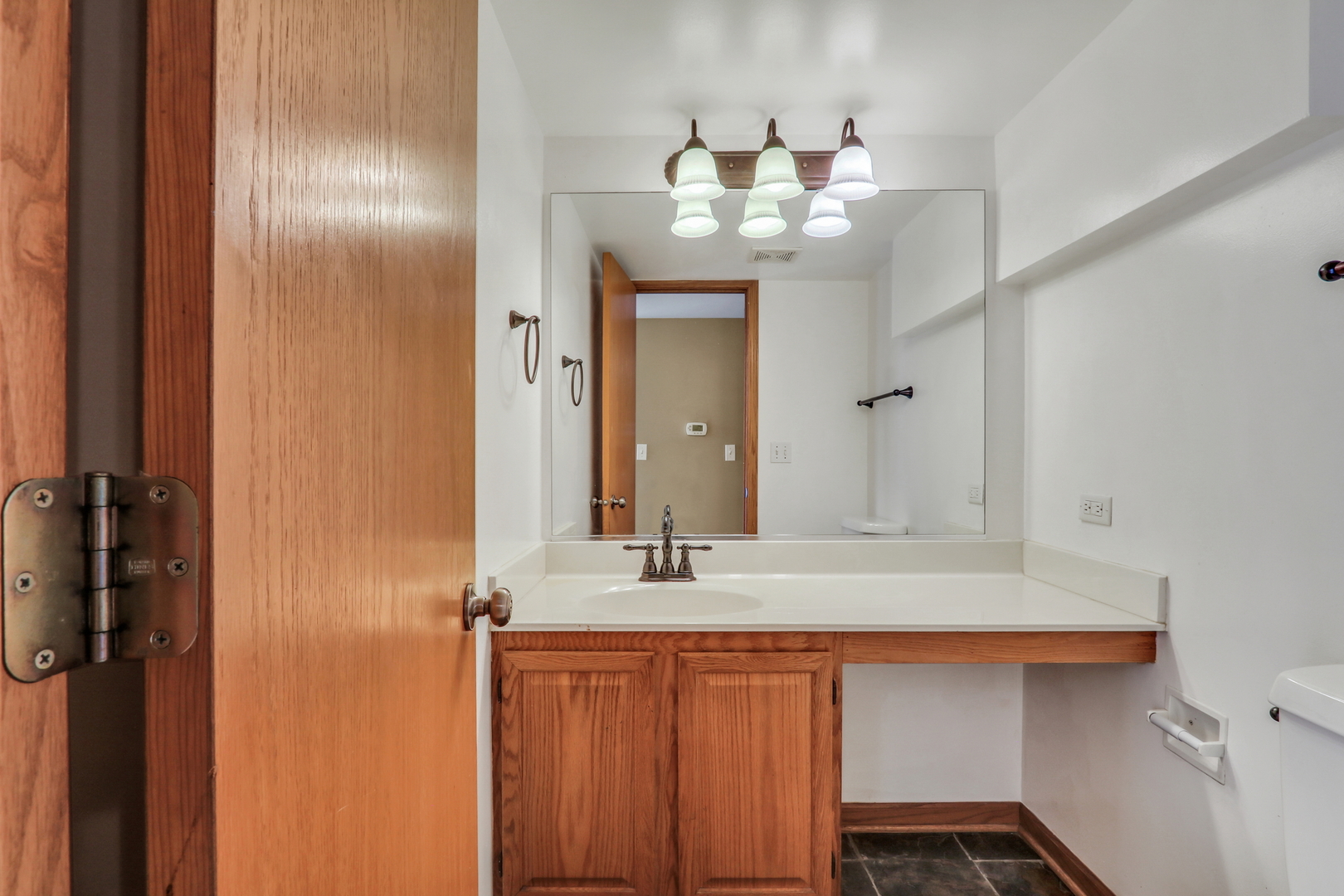 2595 N Augusta Drive Property Photo 9